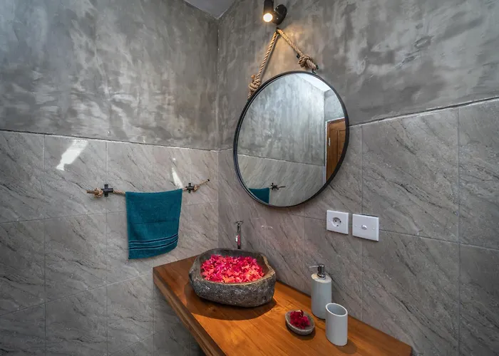 *villa Sari*closed Livingroom*near Beach*canggu* Villa Canggu
